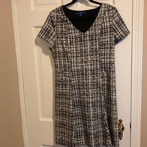 Moving sale!  Super cute black & white Apt 9 dress